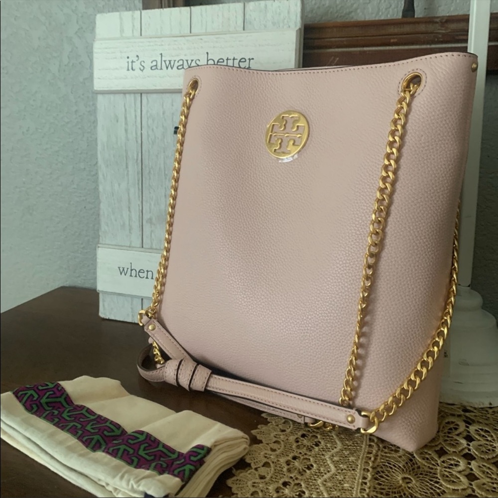 New Tory Burch crossbody 💓 - Picture 1 of 9